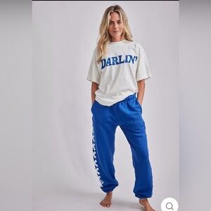 Darlin’ Graphic Tee